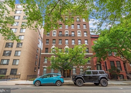 1125 12th Street Nw - Photo 1