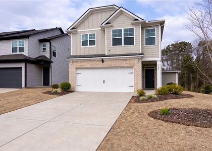 182 Woodhouse Circle - Photo 1