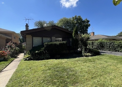 3929 W Chase Avenue - Photo 1