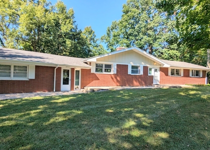 2030 Crestwood Lane - Photo 1