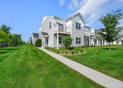 466 Comstock Road - Photo 1