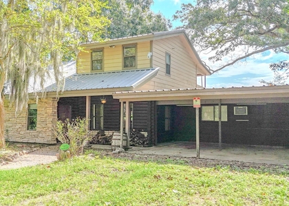 605 Clayton Street - Photo 1
