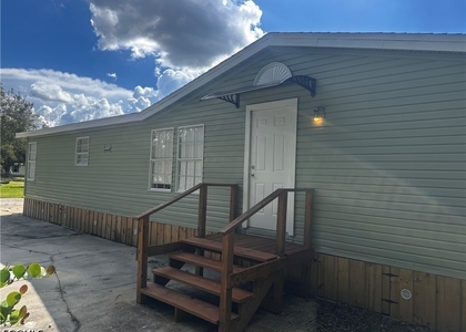 131 Oak Drive - Photo 1