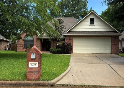 3238 Glenforest Drive - Photo 1