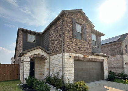 1052 Laguna Cove Drive - Photo 1