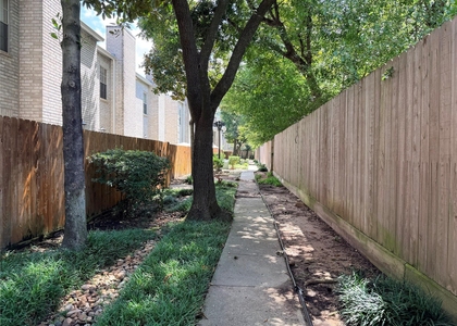 17629 Red Oak Drive - Photo 1