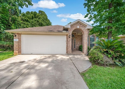 12810 Lake Shore Drive - Photo 1