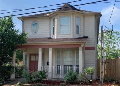 919 Fisher Street - Photo 1