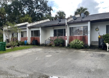 73 Nw Irwin Avenue - Photo 1