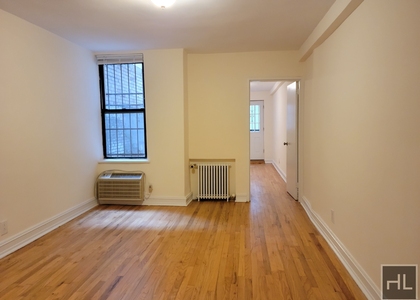 East 76 Street - Photo 1