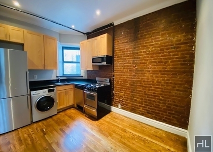 East 23 Street - Photo 1