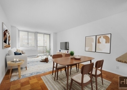 East 34 Street - Photo 1