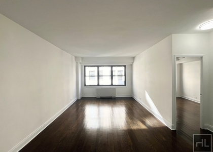 5 Avenue - Photo 1