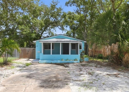 2510 38th Street S - Photo 1