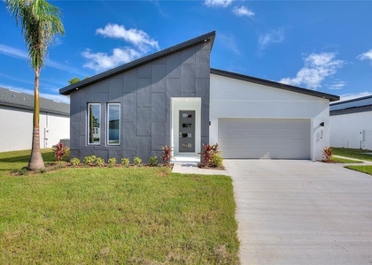 326 Royal Palm Way - Photo 1