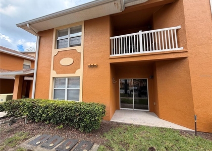 4600 E Moody Boulevard - Photo 1