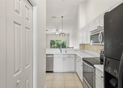 200 Canopy Walk Lane - Photo 1