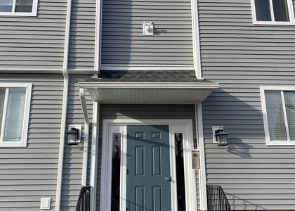 108 Seaside Avenue - Photo 1