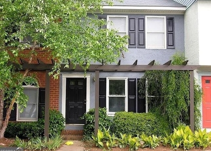 164 Berlin Court - Photo 1