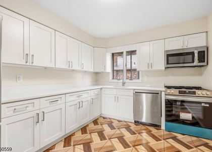 415 Morningside Ave - Photo 1