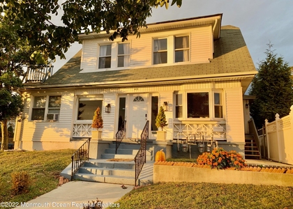 415 Sunset Avenue - Photo 1
