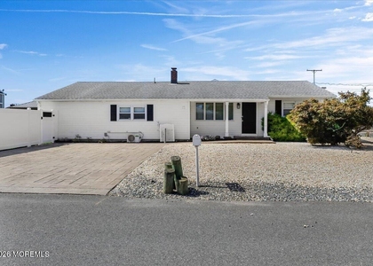 774 Nassau Drive - Photo 1