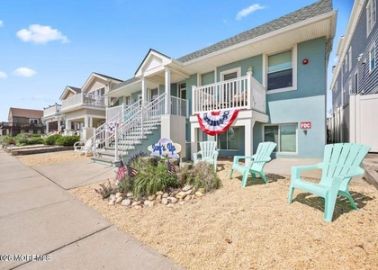 803 Ocean Avenue N - Photo 1