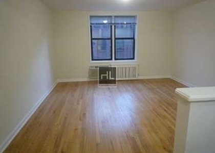 West 16 Street - Photo 1