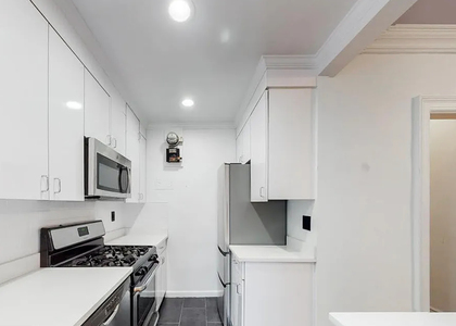 West 12 Street - Photo 1
