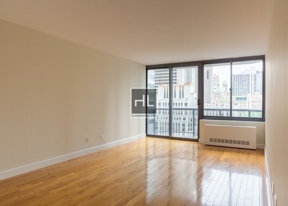 West 48th Street - Photo 1