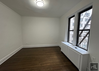 West 12 Street - Photo 1