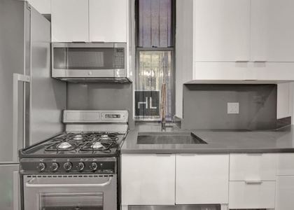 East 23 Street - Photo 1