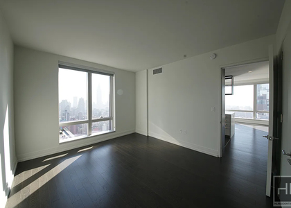 10th Avenue - Photo 1