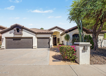 17237 N 52nd Street - Photo 1