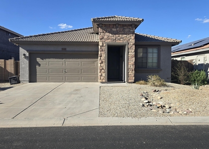 7558 W Spur Drive - Photo 1
