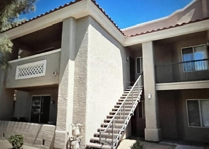 2929 W Yorkshire Drive - Photo 1