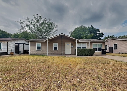 805 Aransas Drive - Photo 1