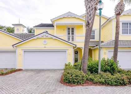 204 Mariner Bay Boulevard - Photo 1