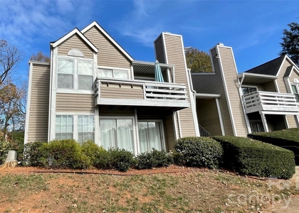 9617 Vinca Circle - Photo 1