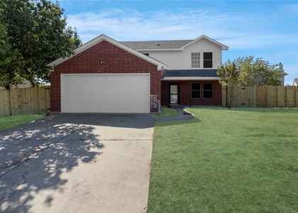 408 Centennial Place - Photo 1