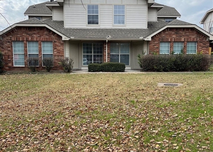 611 Oriole Boulevard - Photo 1