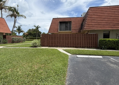 9403 S Ocean Drive - Photo 1
