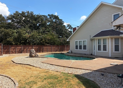 1911 Buffalo Bend Drive - Photo 1