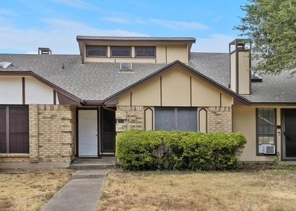 213 Hood Street - Photo 1