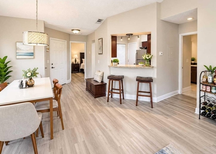 815 W Boynton Beach Boulevard - Photo 1