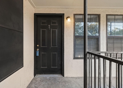 1108 N Elm Street - Photo 1