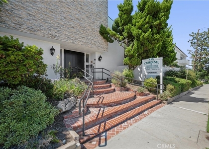 415 S Prospect Avenue - Photo 1