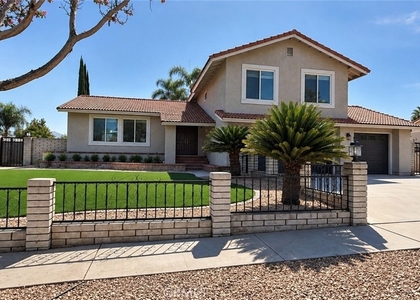 113 Cascade - Photo 1