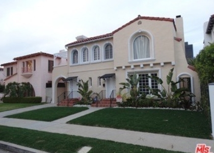 8437 W 4th Street - Photo 1