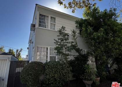 1242 Edris Drive - Photo 1